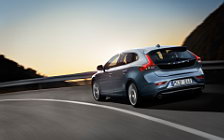   Volvo V40 - 2013