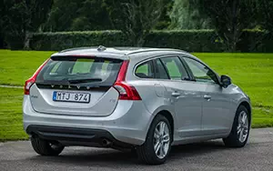   Volvo V60 T5 - 2013