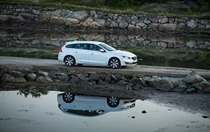   Volvo V60 Plug-in-Hybrid - 2014