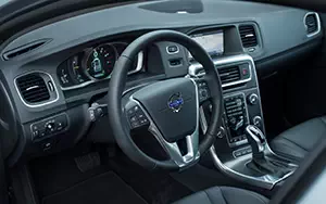   Volvo V60 T6 - 2014