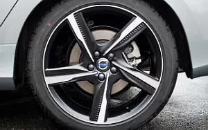   Volvo V60 T5 R-Design - 2016