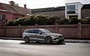  Volvo V60 T6 AWD Inscription - 2018