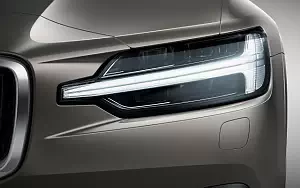   Volvo V60 T6 AWD Inscription - 2018