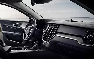   Volvo V60 T6 AWD Inscription - 2018