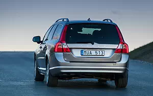   Volvo V70 - 2013