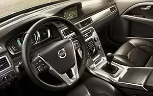   Volvo V70 - 2014