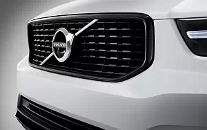   Volvo XC40 T5 R-Design - 2017