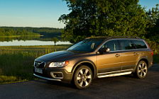   Volvo XC70 - 2012