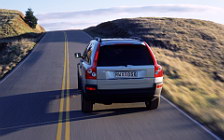   Volvo XC90 - 2003