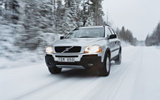   Volvo XC90 - 2004