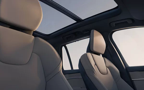   Volvo XC90 T8 Recharge AWD - 2024